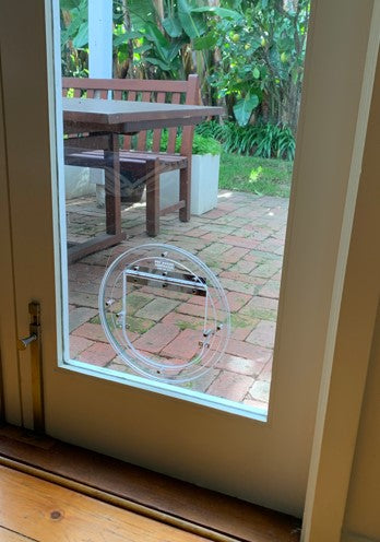 Round Perspex Clear Glass Fitting Door (Optional Colours Available)